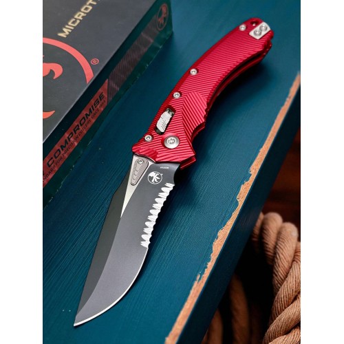 Нож складной MicroTech MCT137RL2FLRD Amphibian, DLC PartSerrated Blade, Red Aluminium Handle