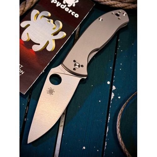 Нож складной Spyderco SC122TIP Tenacious R.I.L., Gray Titanium Handle Нож складной Spyderco SC122TIP Tenacious R.I.L., Gray Titanium Handle